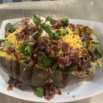 Meating Place Barbeque - BBQ Potato with Pulled Pork - Barbeque Near Me - Magnolia, Texas