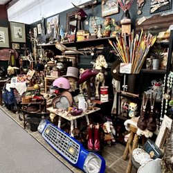 Big Deal Farms Antiques - One vendor space.