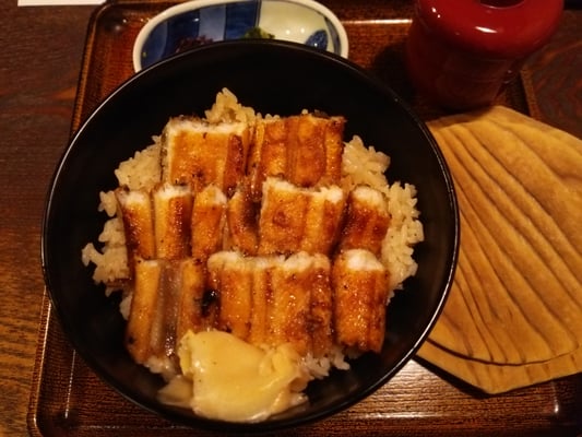 Anagomeshi Ueno あなごめしうえの by null