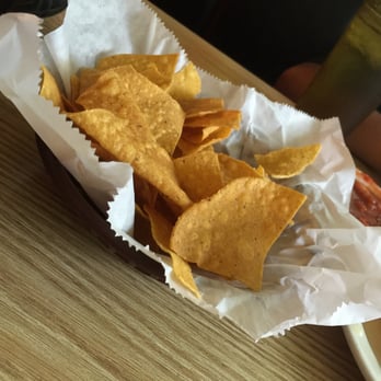 Lorenzo's Mexican Grille - Complimentary chips and fresh salsa - Mexican Near Me - Loudon, Tennessee Lorenzo's Mexican Grille - Complimentary chips and fresh salsa - Mexican Near Me - Loudon, Tennessee