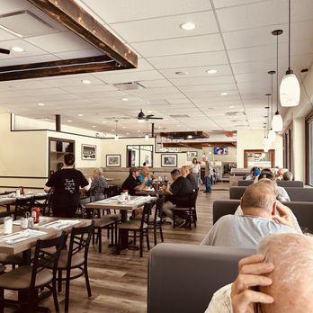 67 FAMILY DINER - Updated December 2025 - 43 Photos & 89 Reviews