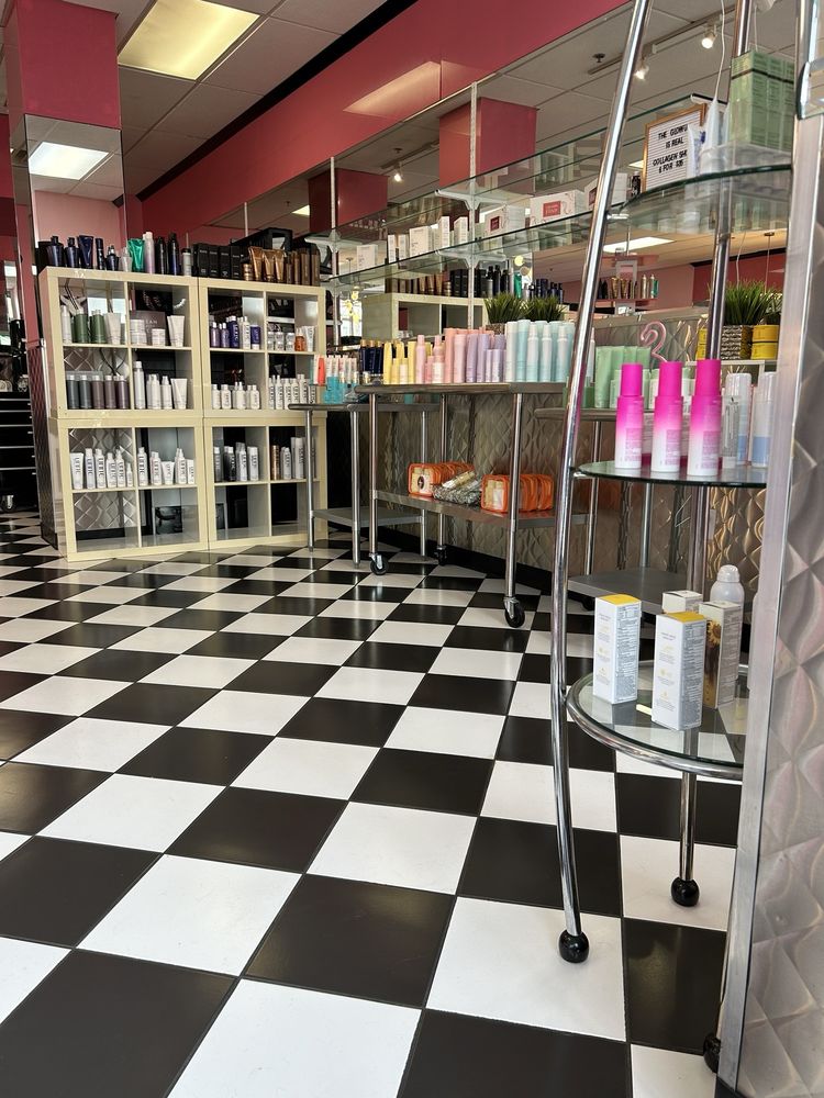 BOMBSHELL BRAZILIAN WAXING & BEAUTY LOUNGE CLOSED Updated September