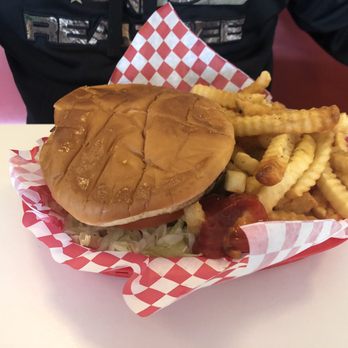 Hungry Harbor Grille - Big daddy burger is HUGE!! - Burgers Near Me - Long Beach, Washington
