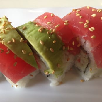 Maizuru - Hawaiian roll. - Sushi Bars Near Me - Irvine, California Maizuru - Hawaiian roll. - Sushi Bars Near Me - Irvine, California