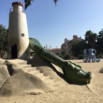 La Laguna Playground - Dragon tower slide - Amusement Parks Near Me - San Gabriel, California La Laguna Playground - Dragon tower slide - Amusement Parks Near Me - San Gabriel, California