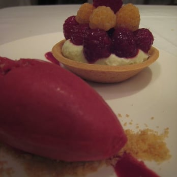 North Fork Table & Inn - BERRY-WHITE CHOCOLATE CREAM TART with Strawberry Sorbet - New American Near Me - Southold, New York North Fork Table & Inn - BERRY-WHITE CHOCOLATE CREAM TART with Strawberry Sorbet - New American Near Me - Southold, New York