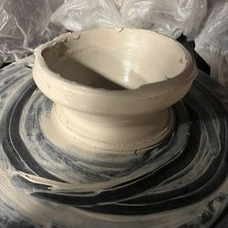 Mud and Easel - First ceramics class ever making something.