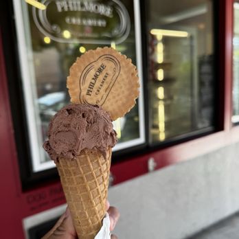 Philmore Creamery - Chocolate hazelnut - Gelato Near Me - San Francisco, California