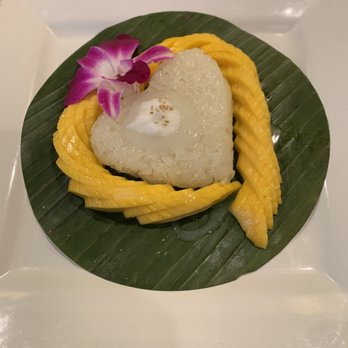 Mint Leaf Thai Cuisine - Mango with Sticky Rice - Thai Near Me - Newport Beach, California Mint Leaf Thai Cuisine - Mango with Sticky Rice - Thai Near Me - Newport Beach, California