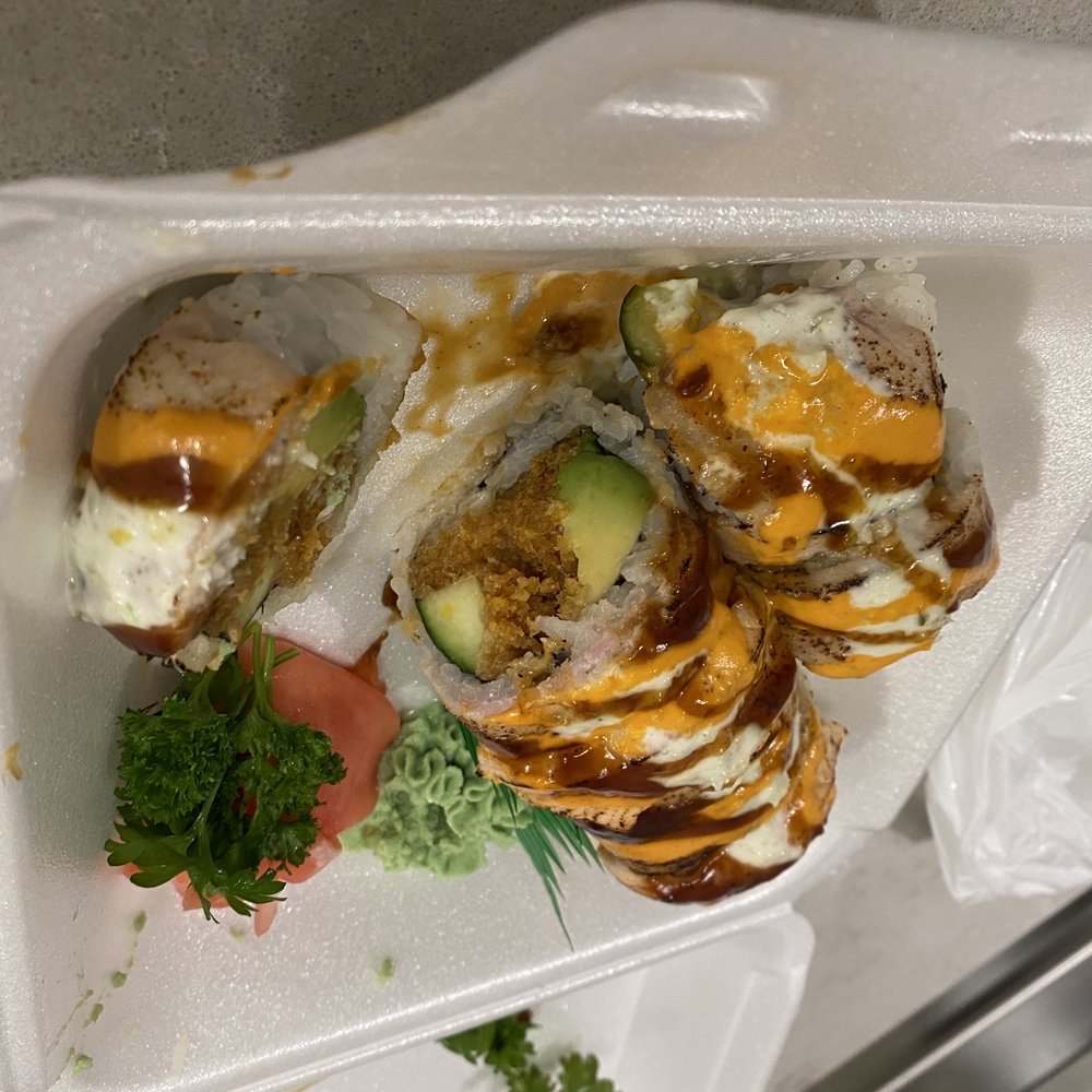 U-Know Sushi - a tray of sushi - Sushi Bars Near Me - Toronto, Ontario