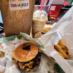 Susie Q's - My meal and drink