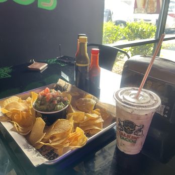 Talkin' Tacos Concord - Horchata Guacamole and Chips - Tacos Near Me - Concord, North Carolina