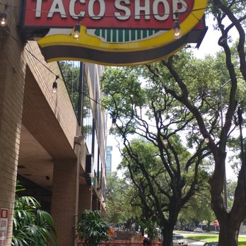 Bodegas Taco Shop - Patio dining...there is construction next door so be aware its noisy - Mexican Near Me - Houston, Texas