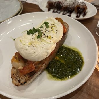 Sixty Vines - Burrata - New American Near Me - Orlando, Florida
