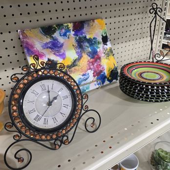 Goodwill Store - Decor items - Thrift Stores Near Me - Westfield, Indiana