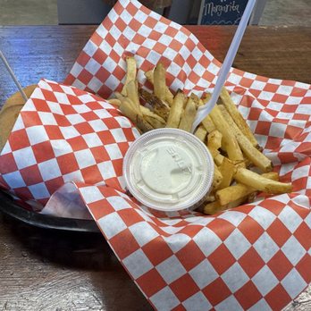 Tommy's Hamburgers - Cheeseburger and fries - Burgers Near Me - Fort Worth, Texas Tommy's Hamburgers - Cheeseburger and fries - Burgers Near Me - Fort Worth, Texas