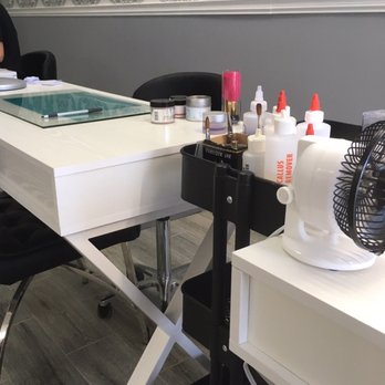 Gloss Nails Studio - Nail Salons Near Me - Santa Clarita, California Gloss Nails Studio - Nail Salons Near Me - Santa Clarita, California