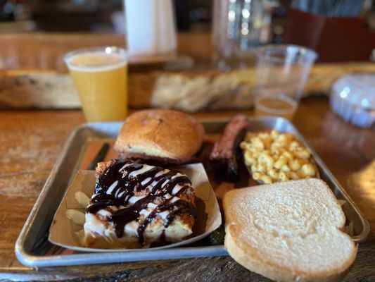 Pinkerton's Barbecue by null