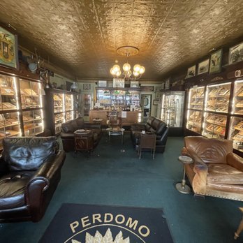 CONNECTICUT VALLEY TOBACCONIST - Updated May 2026 - 23 Photos & 19 Reviews  - 337 Hazard Ave, Enfield, Connecticut - Tobacco Shops - Phone Number
