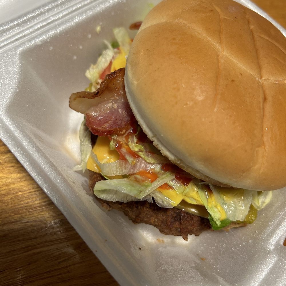 Shelli's Shack - Bacon Cheeseburger - Pizza Near Me - Bladensburg, Ohio Shelli's Shack - Bacon Cheeseburger - Pizza Near Me - Bladensburg, Ohio