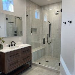 Glazzworks Custom Glass And Mirrors