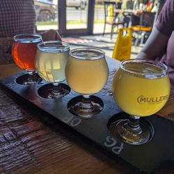 Mullers Cider House - Cider flight
