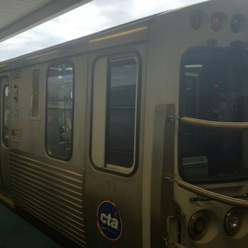 CTA - Roosevelt - Public Transportation Near Me - Chicago, Illinois