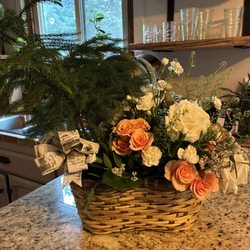 Heartstrings Florist & Artisans
