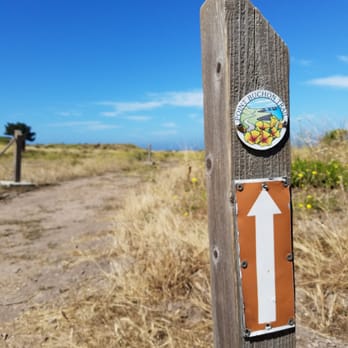 Point Buchon Trail - You'll never get lost. Trail markings are superb - Hiking Near Me - Los Osos, California