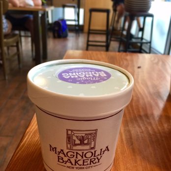 Magnolia Bakery - Bakeries Near Me - Chicago, Illinois