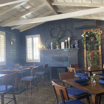 Jeremy's on the Hill - Interior seating - New American Near Me - Julian, California Jeremy's on the Hill - Interior seating - New American Near Me - Julian, California