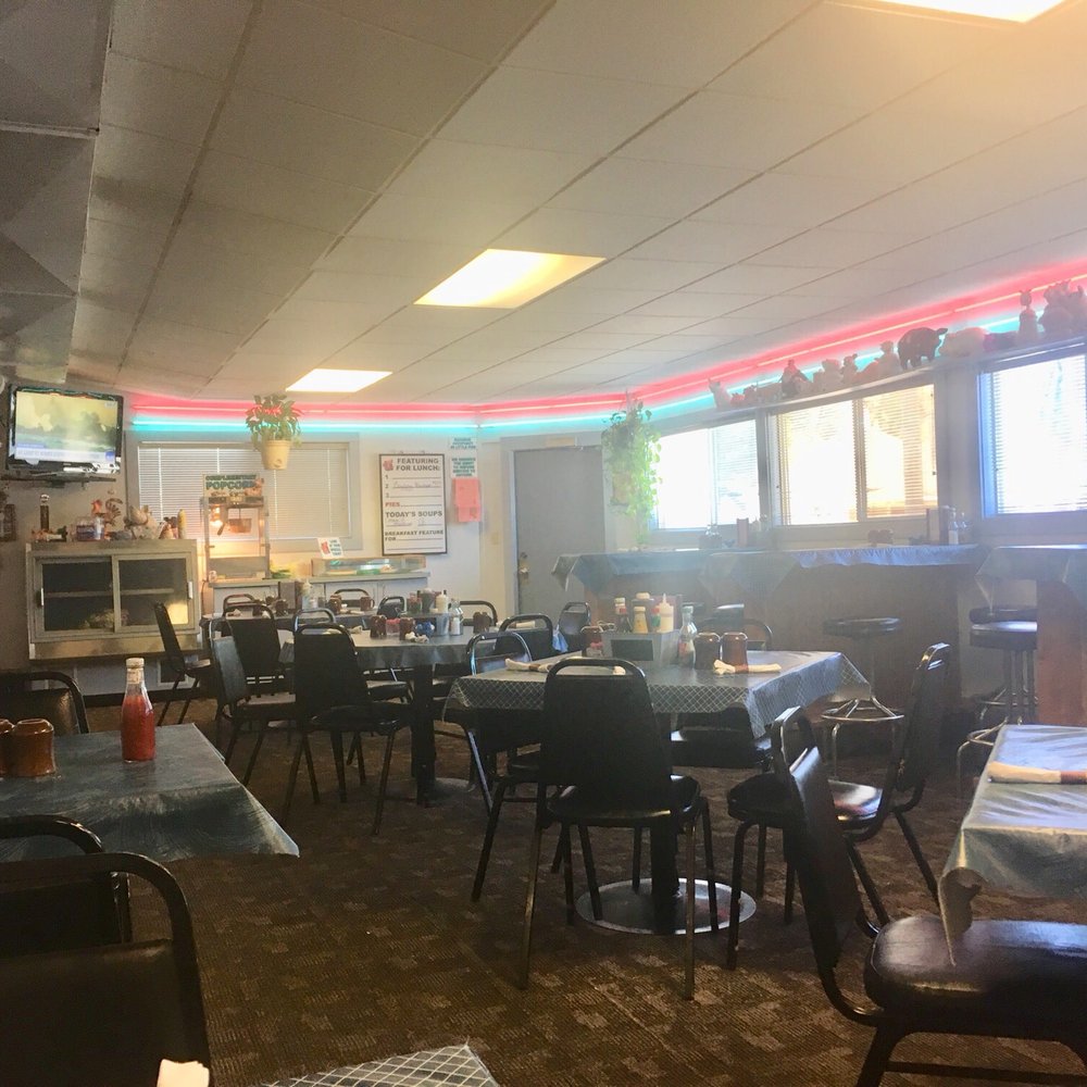 Hog Wild Cafe - Inside - Cafes Near Me - Billings, Montana Hog Wild Cafe - Inside - Cafes Near Me - Billings, Montana