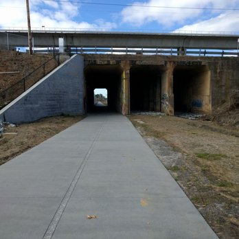 Atlanta Beltline - Approaching the tunnel the goes under Lee St., Murphy Ave., CSX railway and MARTA N-S line. - Hiking Near Me - Atlanta, Georgia Atlanta Beltline - Approaching the tunnel the goes under Lee St., Murphy Ave., CSX railway and MARTA N-S line. - Hiking Near Me - Atlanta, Georgia