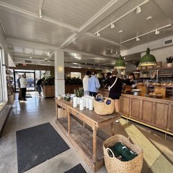 Fox in the Snow Cafe - Counter to order