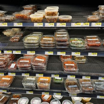 Hmart - Fresh kimchi - Grocery Near Me - Glenview, Illinois