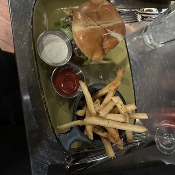 Whispering Vine - Burger - Wine Bars Near Me - Reno, Nevada