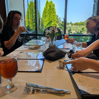 Timbers At the Lodge - Beautiful views of the golf course from inside. - American Near Me - Roseville, California
