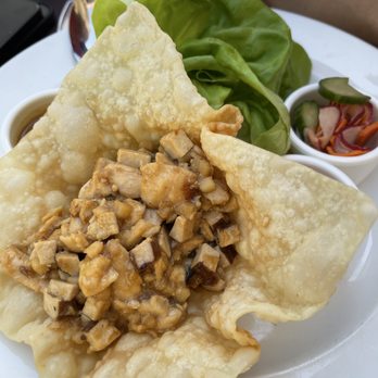 Yard House - Chicken lettuce wraps - New American Near Me - Concord, California