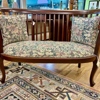 Evelyn’s Emporium - Used, Vintage & Consignment Near Me - Saint Paul, Minnesota Evelyn’s Emporium - Used, Vintage & Consignment Near Me - Saint Paul, Minnesota