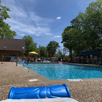 Eureka Springs KOA - Pool area, they do glow family pool events on Saturday's. Really clean and refreshing in the heat - RV Parks Near Me - Eureka Springs, Arkansas Eureka Springs KOA - Pool area, they do glow family pool events on Saturday's. Really clean and refreshing in the heat - RV Parks Near Me - Eureka Springs, Arkansas