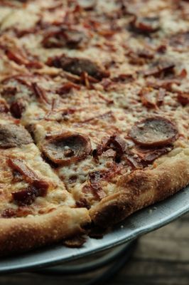 SnapBack Pizzeria by null