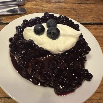 A Never Ever Ending Love Story - These blueberries are delish! - Breakfast & Brunch Near Me - Berlin, BE A Never Ever Ending Love Story - These blueberries are delish! - Breakfast & Brunch Near Me - Berlin, BE