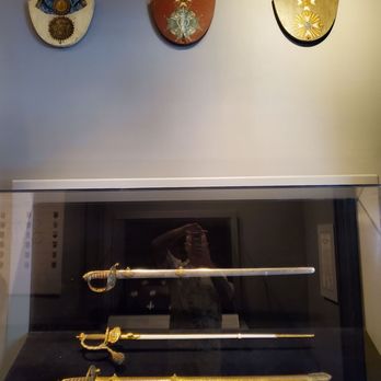 Iolani Palace - Museums Near Me - Honolulu, Hawaii