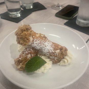 Brick Fire Tavern - Apple pie cannolies - Pizza Near Me - Honolulu, Hawaii Brick Fire Tavern - Apple pie cannolies - Pizza Near Me - Honolulu, Hawaii