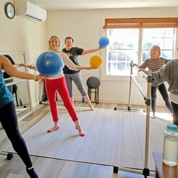 Pivot Pilates - Barre Fitness Class with Elissa! - Pilates Near Me - Jacksonville, Florida Pivot Pilates - Barre Fitness Class with Elissa! - Pilates Near Me - Jacksonville, Florida