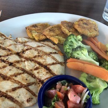 Corinto Restaurant - Chicken breast platter with vegetables and tostones - Breakfast & Brunch Near Me - Oakland Park, Florida Corinto Restaurant - Chicken breast platter with vegetables and tostones - Breakfast & Brunch Near Me - Oakland Park, Florida