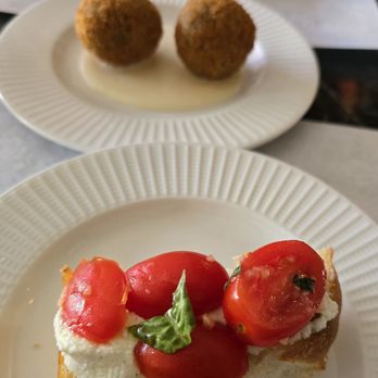 Cotoletta - Bruschetta and Arancini - Salad Near Me - Miami, Florida
