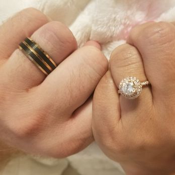 Highland Diamond - Our beautiful custom engagement ring and wedding band. - Jewelry Near Me - Atlanta, Georgia Highland Diamond - Our beautiful custom engagement ring and wedding band. - Jewelry Near Me - Atlanta, Georgia