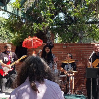 Rick's Drive In & Out - Live music.... - Burgers Near Me - Alhambra, California Rick's Drive In & Out - Live music.... - Burgers Near Me - Alhambra, California