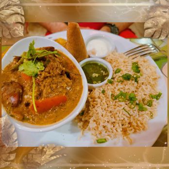 Robins Restaurant - Lamb Curry - New American Near Me - Cambria, California Robins Restaurant - Lamb Curry - New American Near Me - Cambria, California